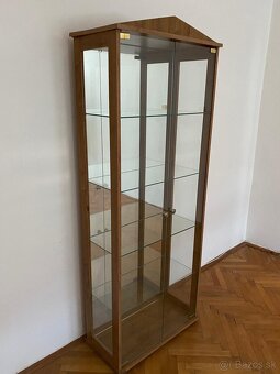 Sklenena skrina - 2