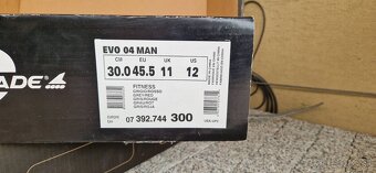 Darujem kolieskové korčule Roller Blade Evo 04 - 2