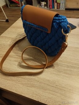 Háčkovaná kabelka - 2