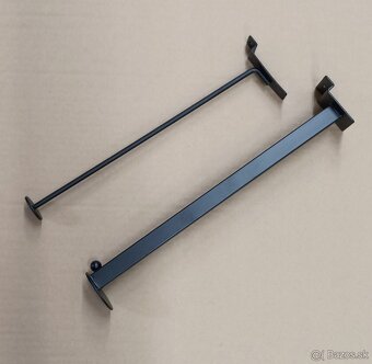 Tyčky do drážkového panela - 2