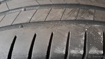 Predám 4ks jazdené letné 235/40r20-96V Bridgestone - 2