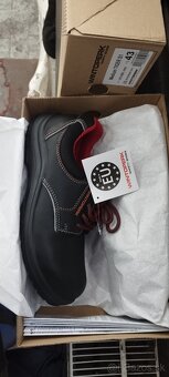 Pracovná obuv 43 - 2