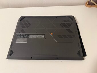 ASUS TUF Gaming A16    ---    RTX5060 - 2