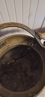 Stará nádoba/ kotlík - 2