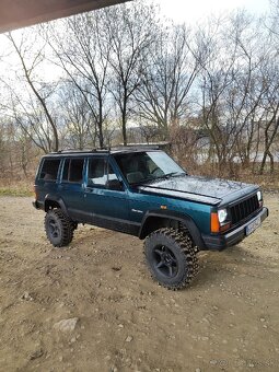 Jeep Cherokee xj - 2
