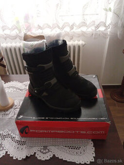 forma adventure Low WP veľ.45 - 2