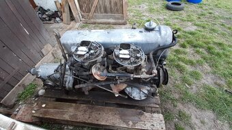 Motor a prevodovka Mercedes - 2