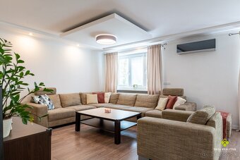 Výnimočný 4 izbový byt Staré Mesto Prievidza 120 m2 - 2