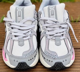 NEW BALANCE 1906 R - 2