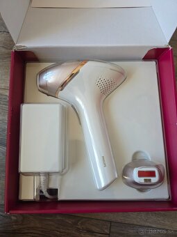 LUMEA Philips IPL Hair Removal 8000 BRI945 - 2