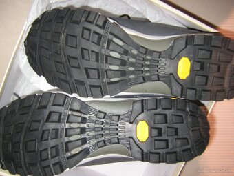 ALFA VIBRAM-GORETEX vel. 42 - 2