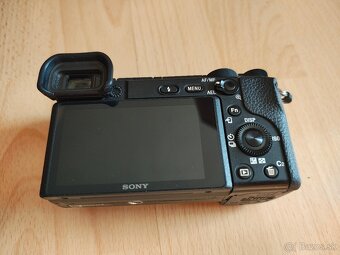 Predám Sony a6400 s príslušenstvom - 2