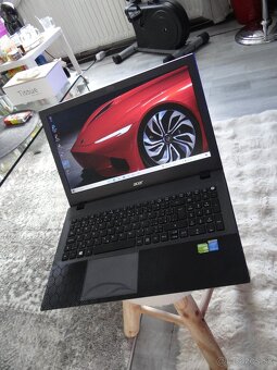 15.6" ACER E5 - 573G/Core I5/12GB RAM/256 SSD a 500HDD/2xGr - 2