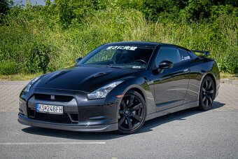 Nissan GT-R 2008 - 2