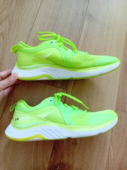 Bežecké tenisky, UNDER ARMOUR, velk. 40 - 2