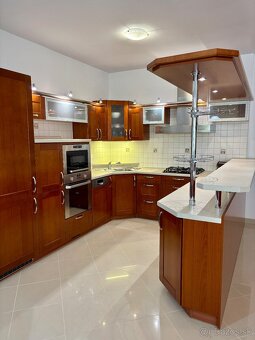 Prenájom, Atraktívny, 3-IZB. BYT, 100 M2 , Bratislava-Kramár - 2