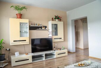 CreeX Reality - Priestranný, svetlý 3i byt po rekonštrukcii - 2
