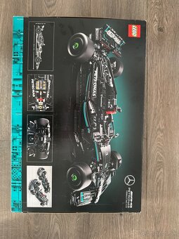 LEGO® Technic 42171 Mercedes-AMG F1 W14 E Performance - 2