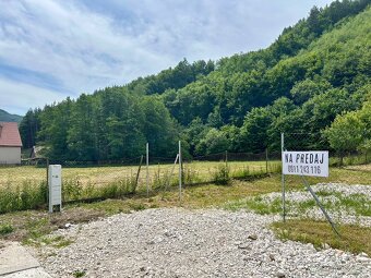 Na predaj jedinečný stavebný pozemok pri lese, Zubák - 2