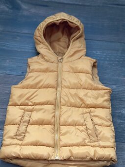 31 ks oblečenia 98-110 - 2