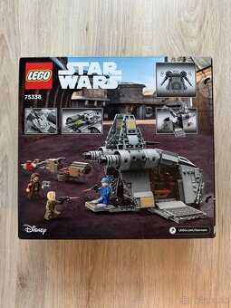 75338 LEGO Star Wars Andor Ambush on Ferrix - 2