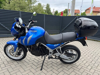 Triumph Tiger 955i - 2