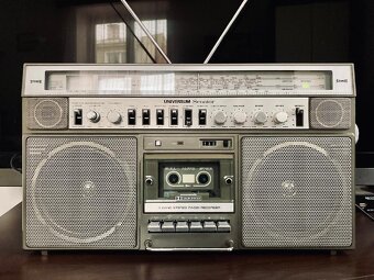 Universum Senator - 2