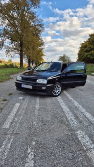 Volkswagen Golf 3 - 2