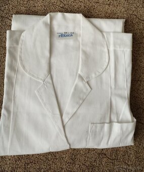 Biely pracovný plášť, zástera - 2