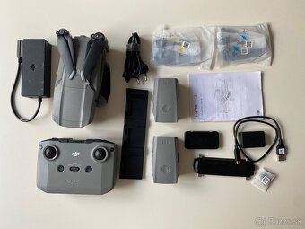 Predám dron DJI Air 2 Fly More Combo - 2