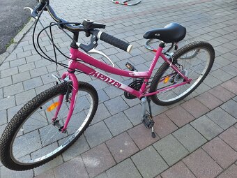 Juniorský  dievčenský bicykel - 2