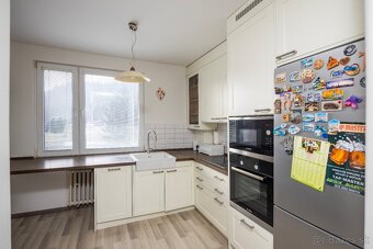 Kompletne zrekonštruovaný priestranný 2-izbový byt - 2