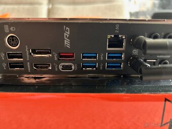 MSI MPG Z490 GAMING EDGE WIFI - 2