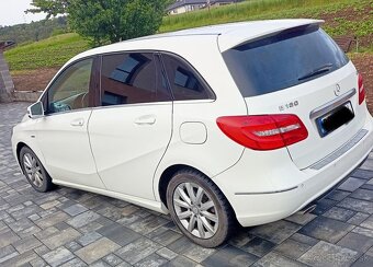 Predám Mercedes Benz B 180, r.v. 2012 - 2
