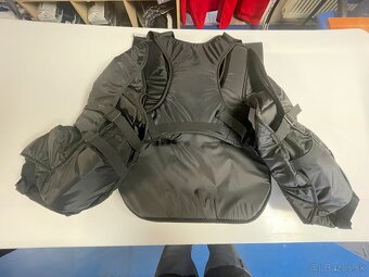 Brankárska vesta Reebok 2K SR na street hokej - 2