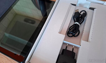 Tablet LENOVO TAB E10  - 10,1" obrazovka, 1280×800 px - 2