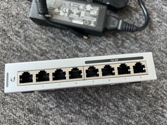Switch PoE Ubiquiti US-8-60W - 2