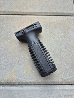 Predam foregrip / prednu rucku TAL-4 od FAB defense - 2