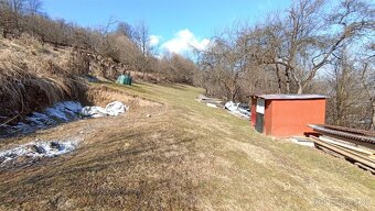 TOCA – EXKLUZÍVNE – slnečný pozemok v Hlbokom nad Váhom - 2