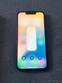 Predám Iphone 14 256GB Čierny Bežné známky opotrebovania - 2