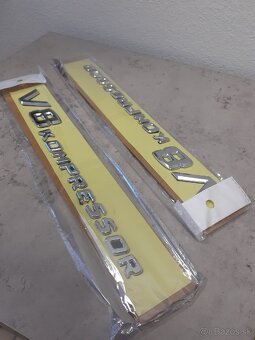 Logo znak Mercedes V8 Kompressor - 2