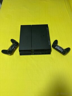 Predám PS4 - 2