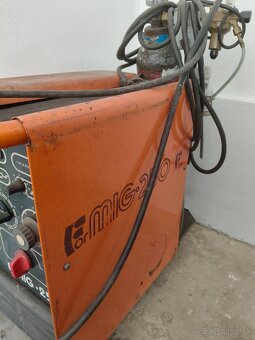Zváračka CO2 MiG 250 - 2