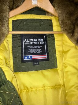 Zimný bomber Alpha Industries - 2