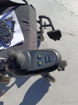 Elektrický invalidný vozík - 2