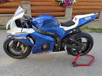 Suzuky gsxr 1000 L4 okruhovka - 2