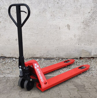 Paletový vozík 2500 kg - 2