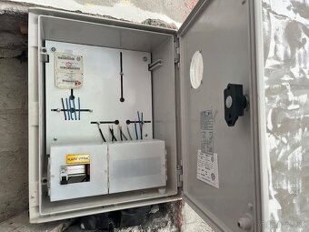 Elektromerovy rozvadza zapustny - 2