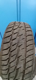 215/65 R16 - 2