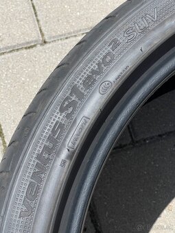 Hankook Ventus S1 Evo2 K117A 285/35 R22 Sound Absorber - 2
